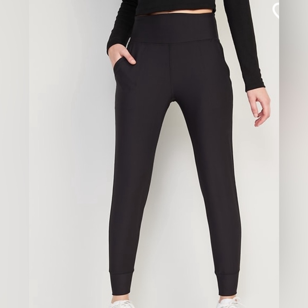 Old navy, high rise powersoft joggers